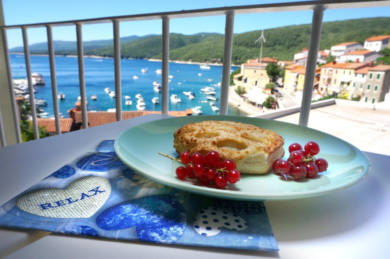 Studio Apartment Michelle - Intermezzo With Sea View Rabac Zewnętrze zdjęcie