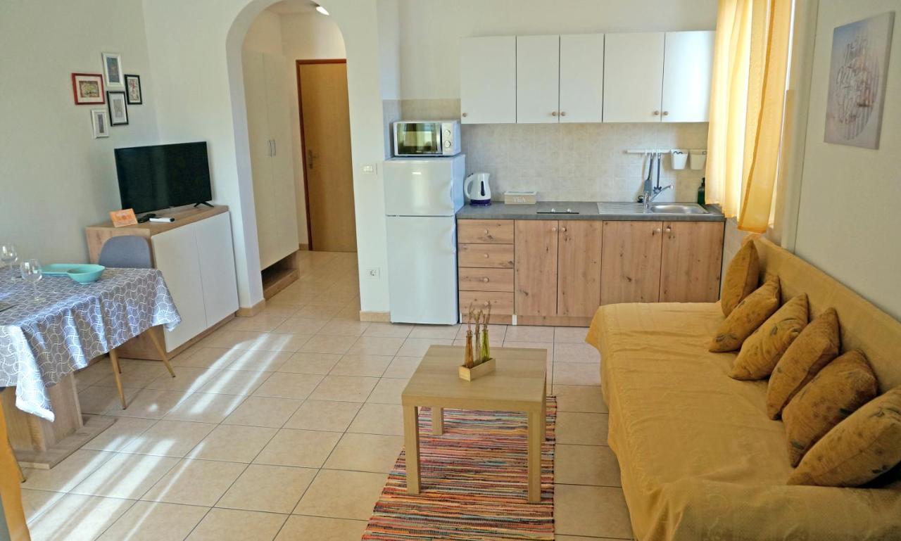 Studio Apartment Michelle - Intermezzo With Sea View Rabac Zewnętrze zdjęcie