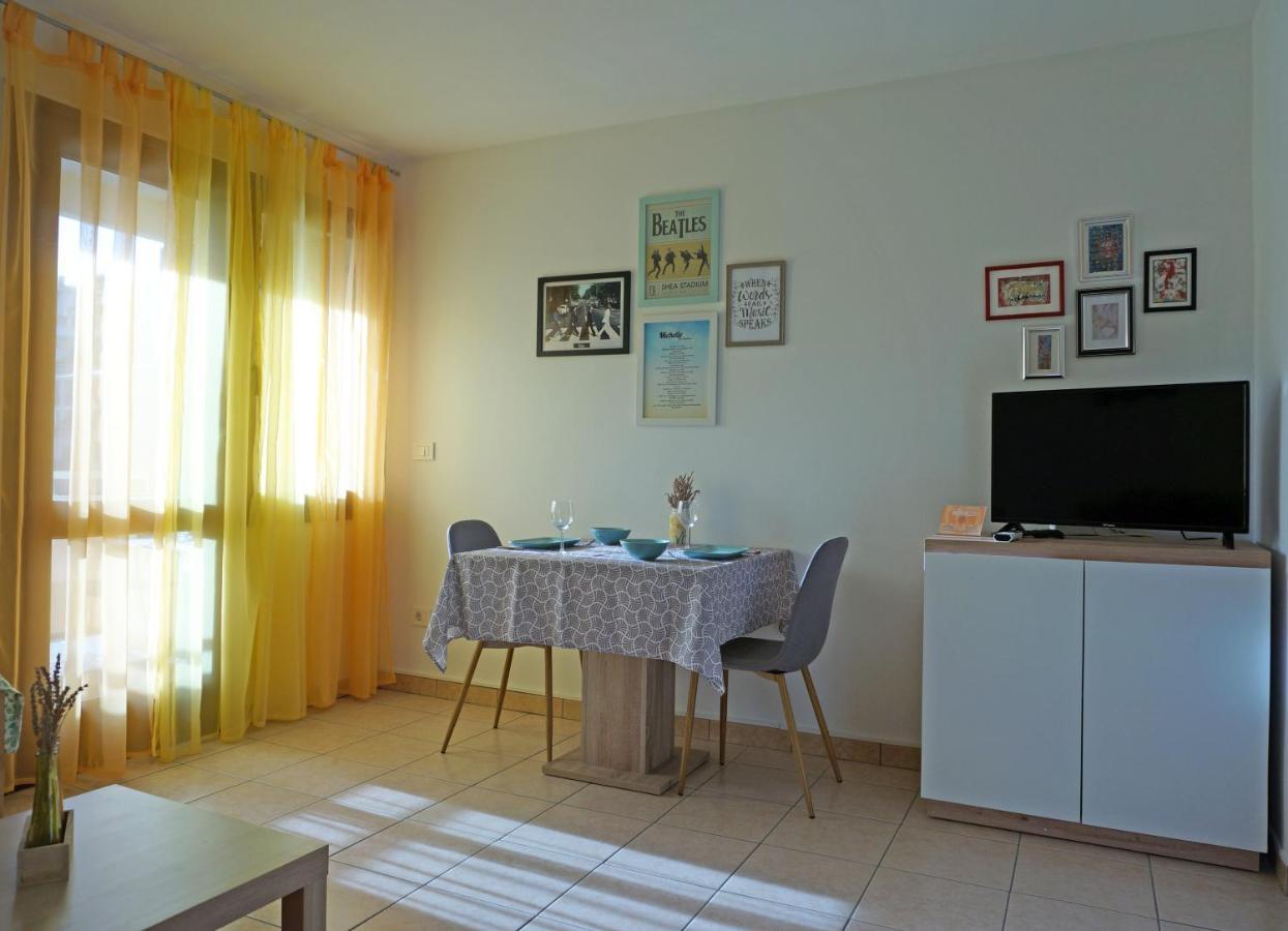 Studio Apartment Michelle - Intermezzo With Sea View Rabac Zewnętrze zdjęcie