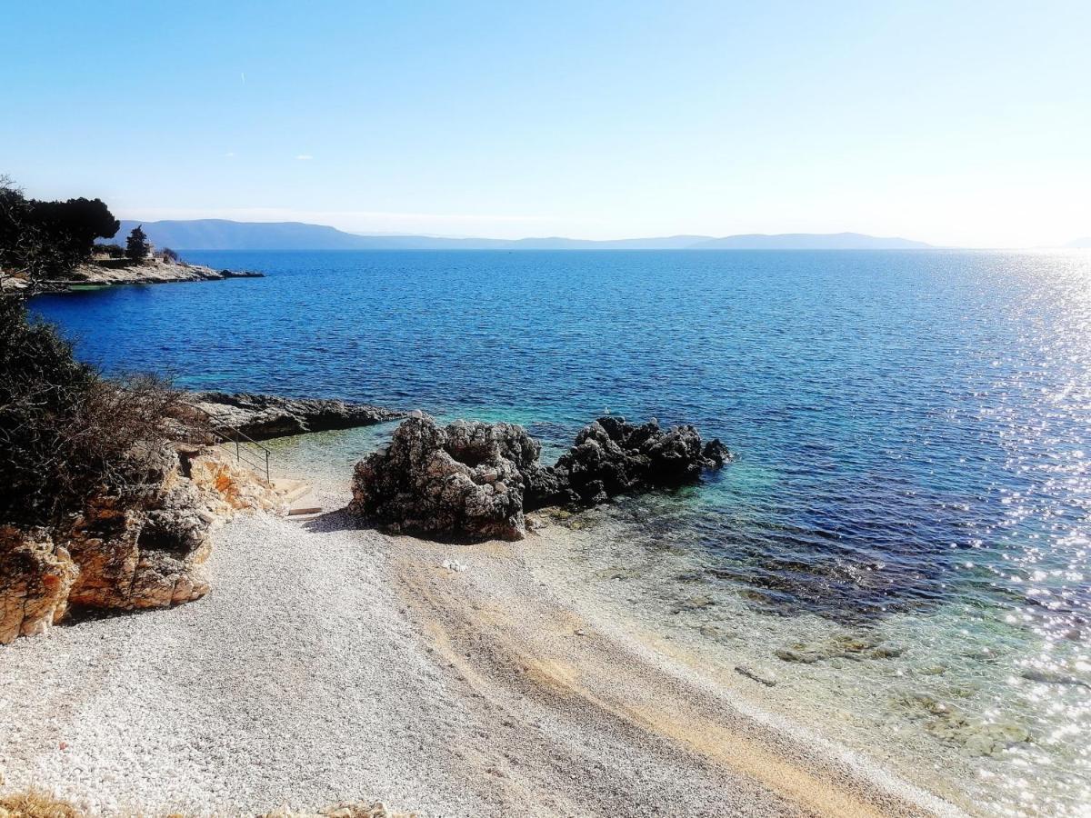 Studio Apartment Michelle - Intermezzo With Sea View Rabac Zewnętrze zdjęcie