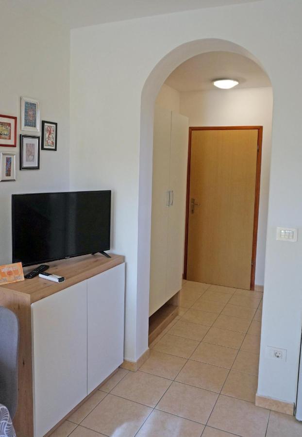 Studio Apartment Michelle - Intermezzo With Sea View Rabac Zewnętrze zdjęcie